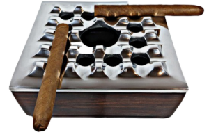 BOARDROOM DELUXE GRID ASHSTRAY SILVER