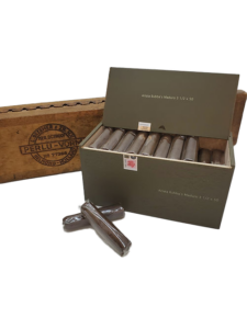 ARISTA CHICOS  NICARAGUAN